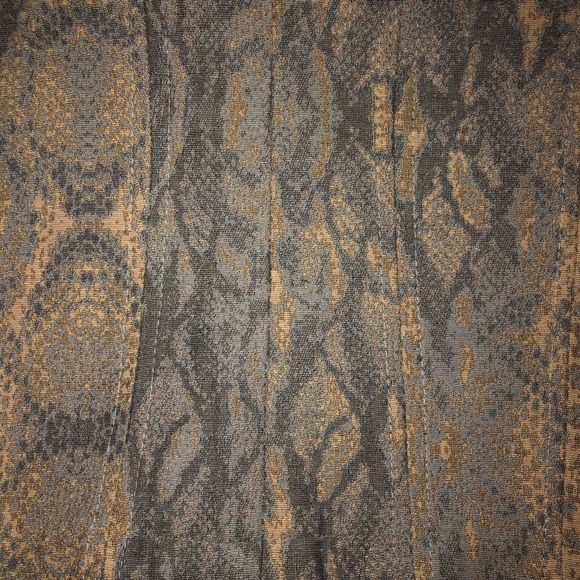 Elie Tahari Skirt Beige & Grey Snake Print Trendy - Picture 4 of 12